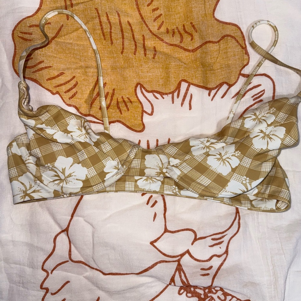 Honey Palaka top in Shea